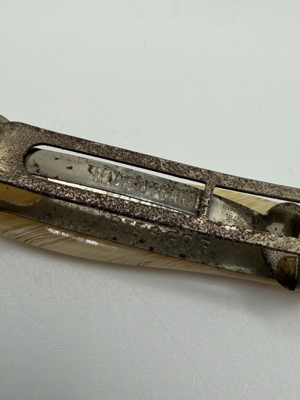 Vtg French Barrette Faux Horn Marble Otomatic Bte SGDG Cream Brown 1950s France